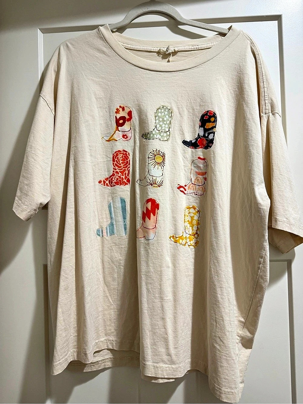Easel Western Cowboy Boot Graphic Tee Cream Large